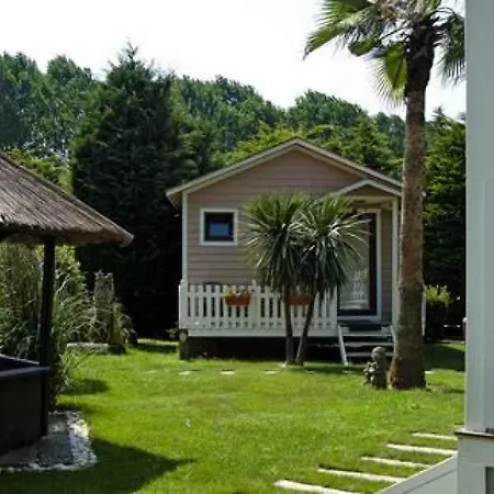 Villagepark & Hotel